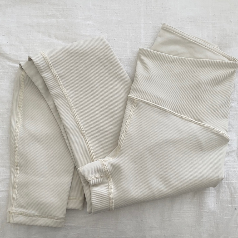 Lululemon Ribbed Contoured High-Rise Tight 28”